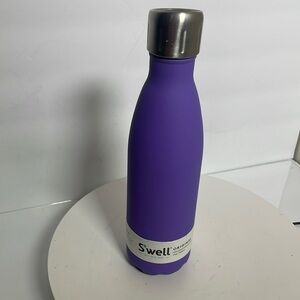 Swell bottle 17 OZ New